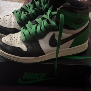 Nike womand Black, White, and Green Sneakers